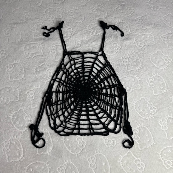 Crochet Web Top - Picture 9 of 11